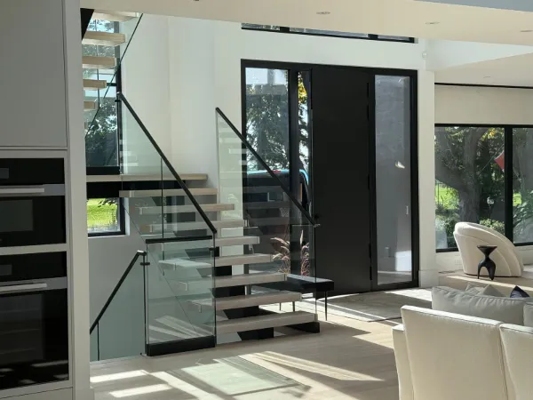 Indoor stair glass railing, 12 mm tempered