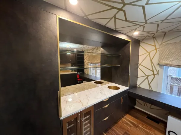 Mirror backsplash, full run, 6 mm — Vaughan