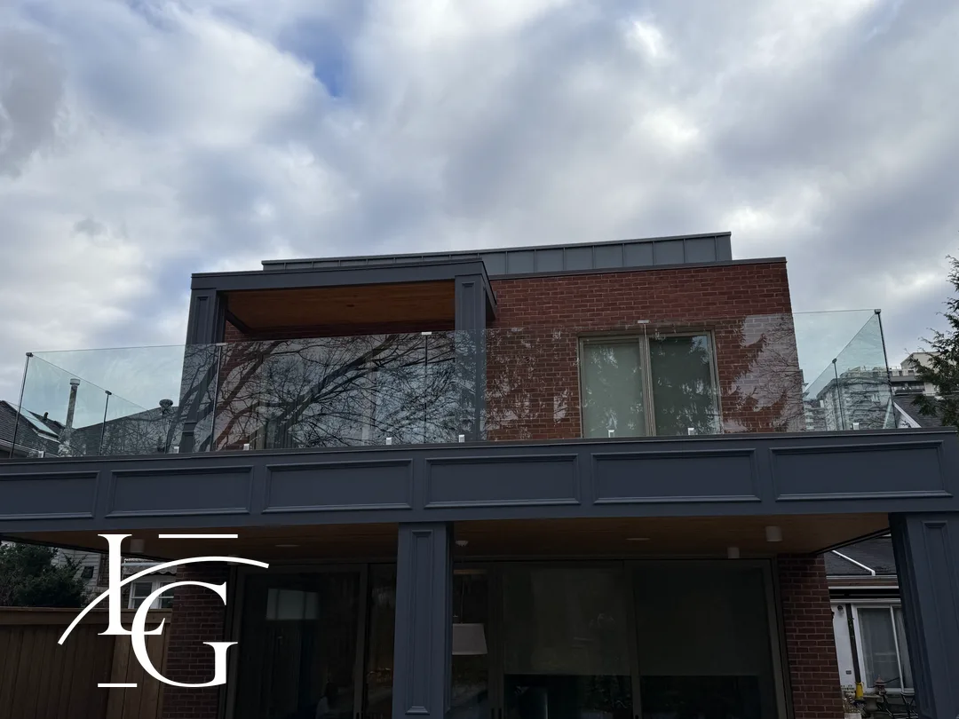 Frameless glass balcony railing, modern home — Mississauga, GTA
