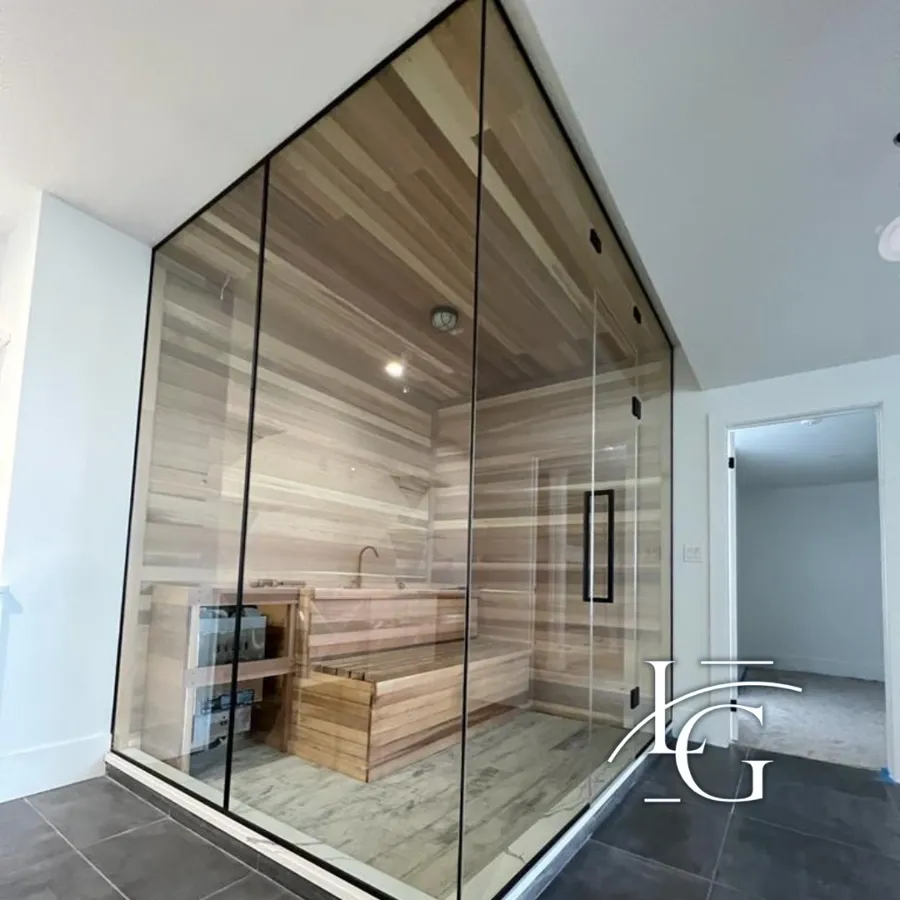 Frameless shower installed by Lux Glass in Kleinburg