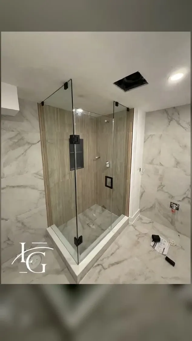 Frameless shower installed by Lux Glass in Mississauga