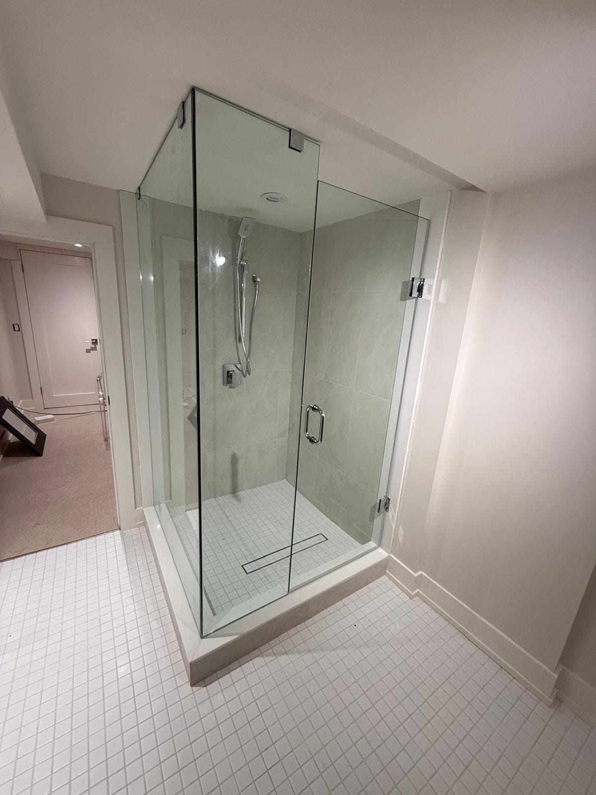 Oakville 90-Degree Frameless Shower